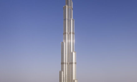 Brief idea about top 3 tallest buildings in the world