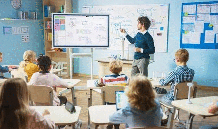 The Digital Classroom: Exploring the Best Educational Apps for Modern Students